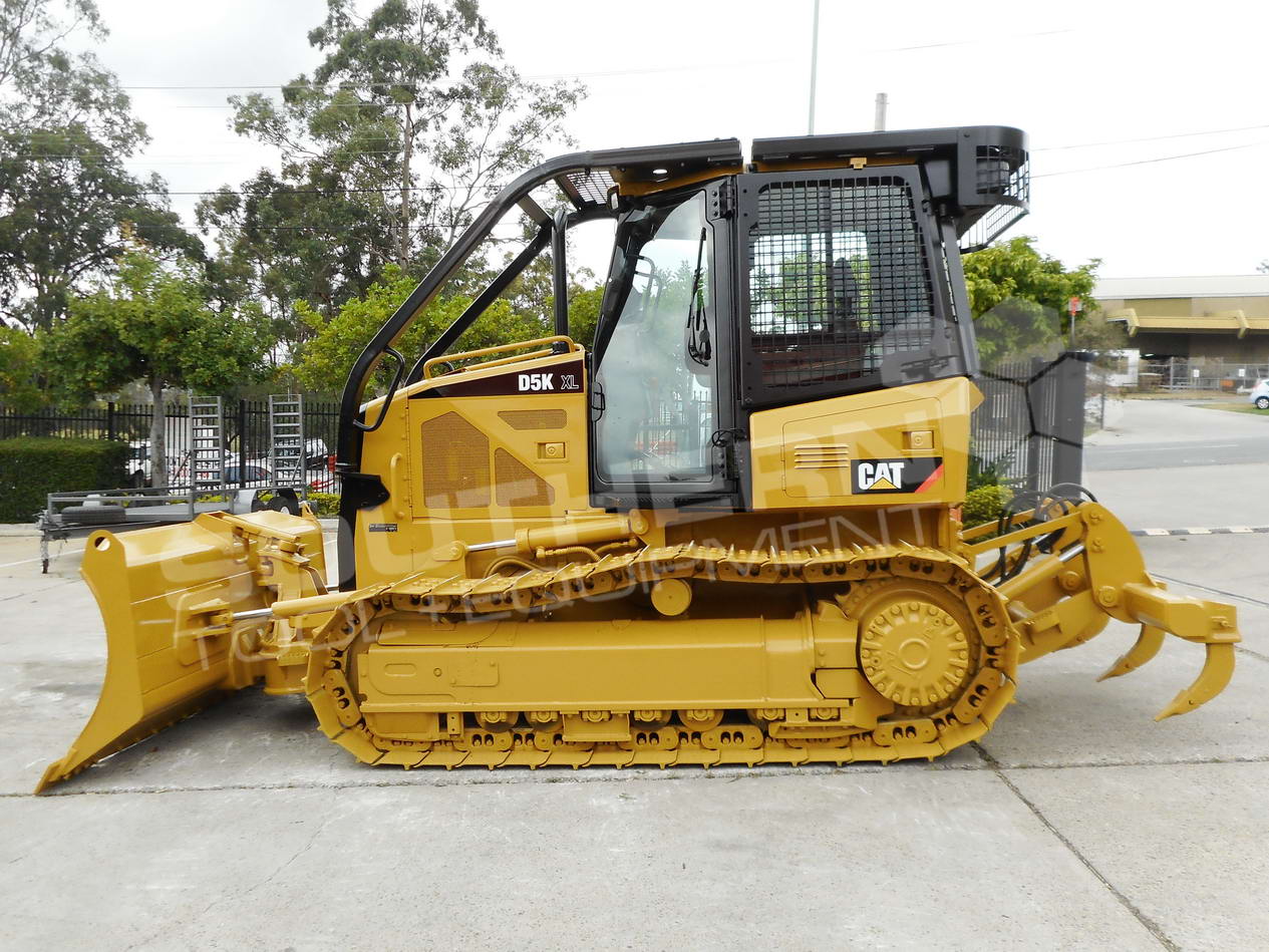 excavator xl cat